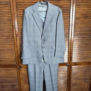 Sears Roebuck Men's Vintage 3 Piece Suite, Gray Plaid Single Breasted - Size 42R